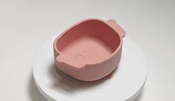 FDA Eco Friendly Weaning Silicone Baby Feeding Bowls With Suction Bottom