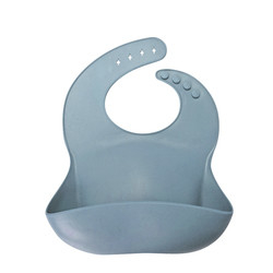 ODM Baby Girl Waterproof Silicone Weaning Bibs Button Closure With Pocket